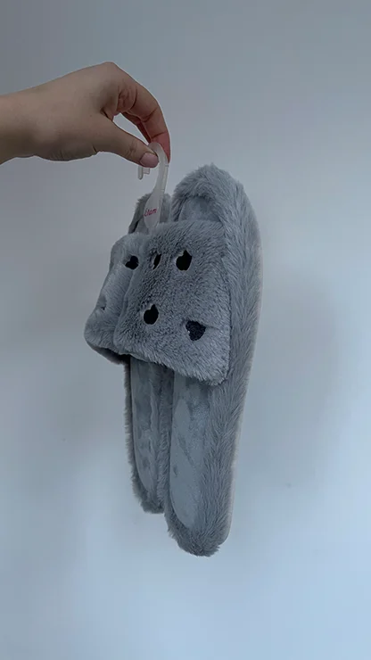 Домашні капці «Відкриті серця»